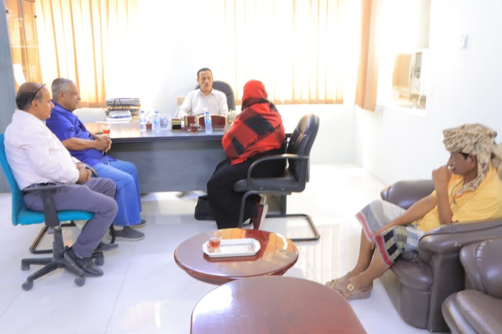 الدكتور العمودي يلتقي بمشرفة وزارة الصحة واليونيسيف الدكتورة هويدا ياسين الدكتور العمودي يلتقي بمشرفة وزارة الصحة واليونيسيف الدكتورة هويدا ياسين