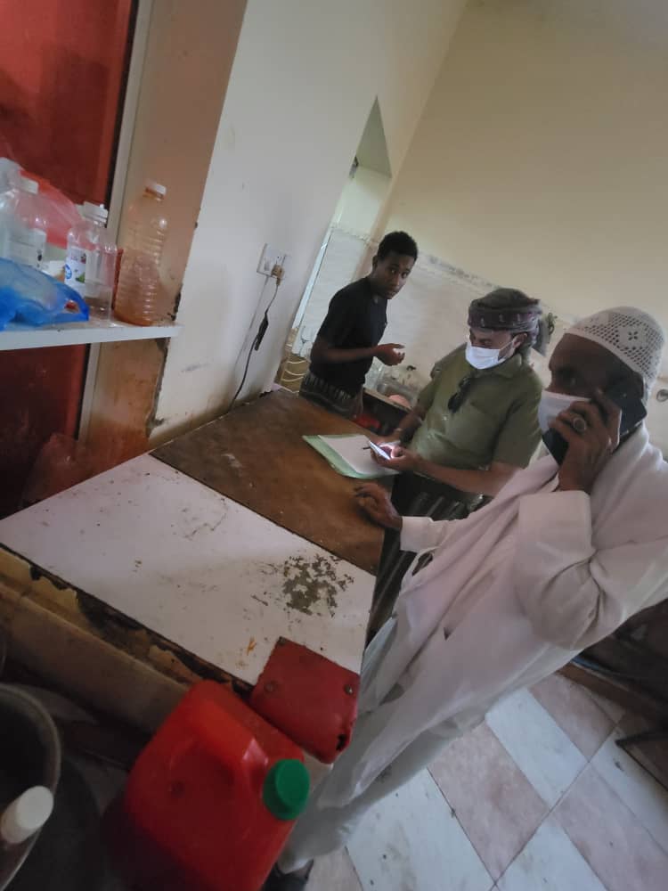 استمرار الحملة الميدانية لضبط الأسعار في مدينة تاربة "شاهد الصور" استمرار الحملة الميدانية لضبط الأسعار في مدينة تاربة "شاهد الصور"