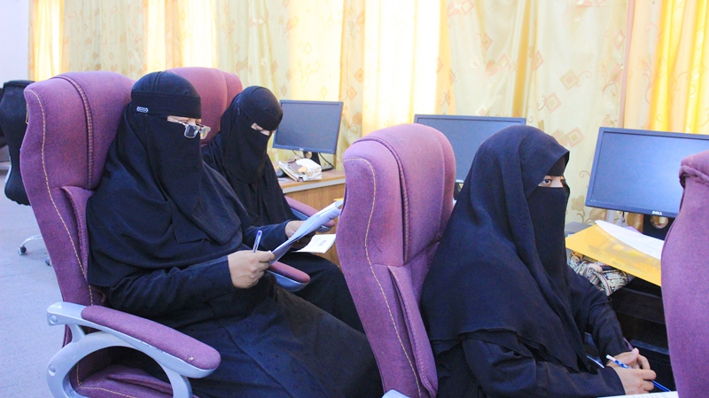 المدير العام لمكتب وزارة التربية والتعليم بالوادي والصحراء يدشن الدورة التدريبية لفنيي ومختصي الوسائل والتقنيات التعليمية المدير العام لمكتب وزارة التربية والتعليم بالوادي والصحراء يدشن الدورة التدريبية لفنيي ومختصي الوسائل والتقنيات التعليمية