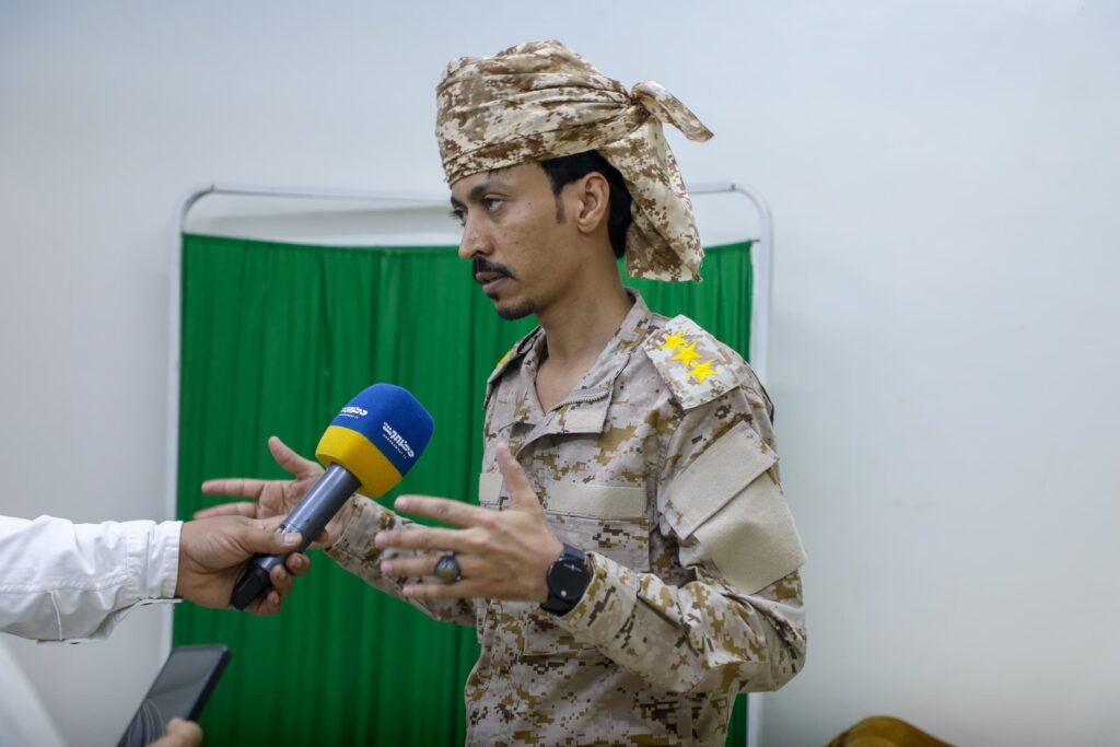 قيادة معسكر الأحقاف تدشن أفتتاح المركز الطبي النوعي في معسكرات النخبة الحضرمية قيادة معسكر الأحقاف تدشن أفتتاح المركز الطبي النوعي في معسكرات النخبة الحضرمية