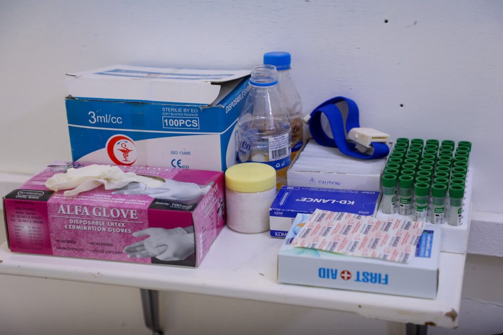 قيادة معسكر الأحقاف تدشن أفتتاح المركز الطبي النوعي في معسكرات النخبة الحضرمية قيادة معسكر الأحقاف تدشن أفتتاح المركز الطبي النوعي في معسكرات النخبة الحضرمية