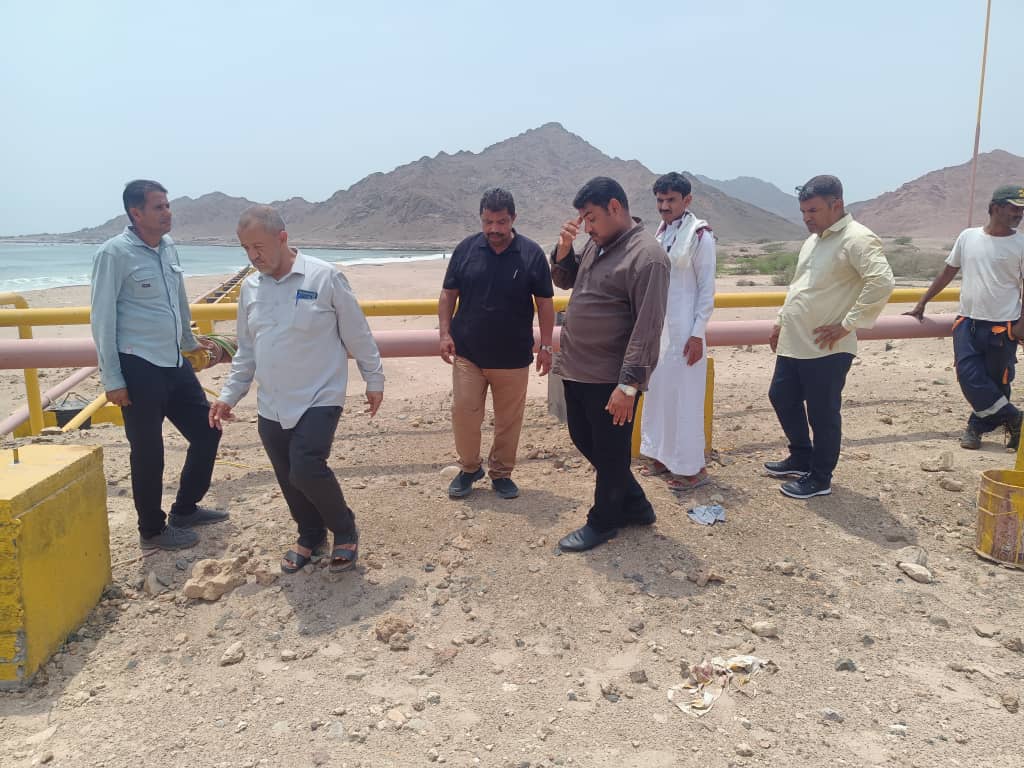 نائب المدير العام التنفيذي للشركة اليمنية للغاز مرافقيه يزورون منشأة غاز بروم ويؤكد على تعزيز الإنتاج والسلامة المهنية نائب المدير العام التنفيذي للشركة اليمنية للغاز مرافقيه يزورون منشأة غاز بروم ويؤكد على تعزيز الإنتاج والسلامة المهنية