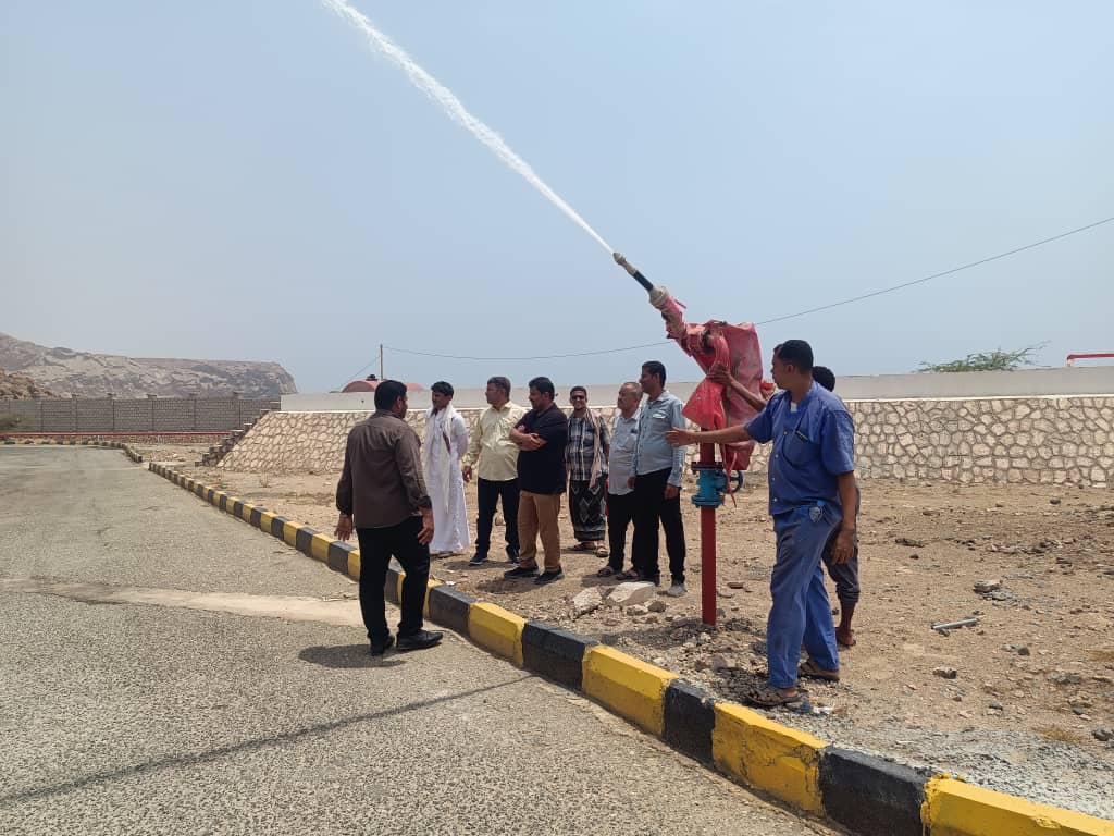 نائب المدير العام التنفيذي للشركة اليمنية للغاز مرافقيه يزورون منشأة غاز بروم ويؤكد على تعزيز الإنتاج والسلامة المهنية نائب المدير العام التنفيذي للشركة اليمنية للغاز مرافقيه يزورون منشأة غاز بروم ويؤكد على تعزيز الإنتاج والسلامة المهنية