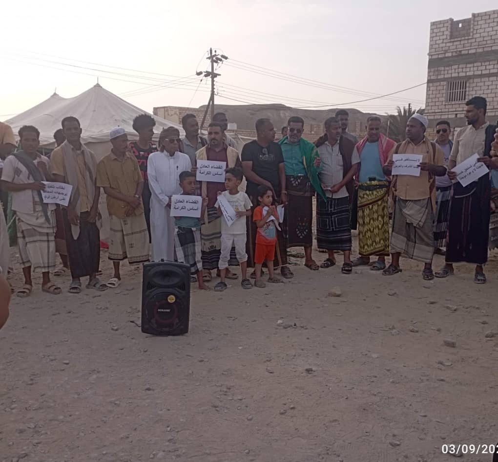 خيمة العز والكرامة بمدينة الحامي تُنظم وقفة وتُصدر بياناً احتجاجياً "صور" خيمة العز والكرامة بمدينة الحامي تُنظم وقفة وتُصدر بياناً احتجاجياً "صور"