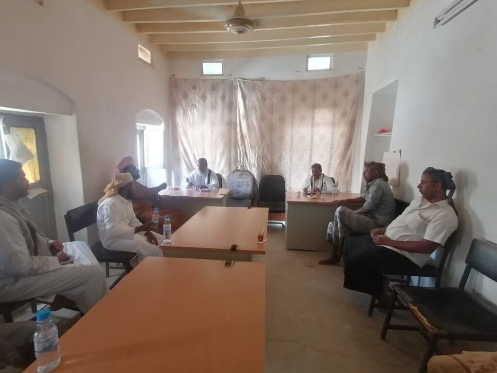 اجتماع تربوي بمديرية زمخ ومنوخ لمناقشة استعدادات العام الدراسي وحل صعوبات القطاع التعليمي اجتماع تربوي بمديرية زمخ ومنوخ لمناقشة استعدادات العام الدراسي وحل صعوبات القطاع التعليمي