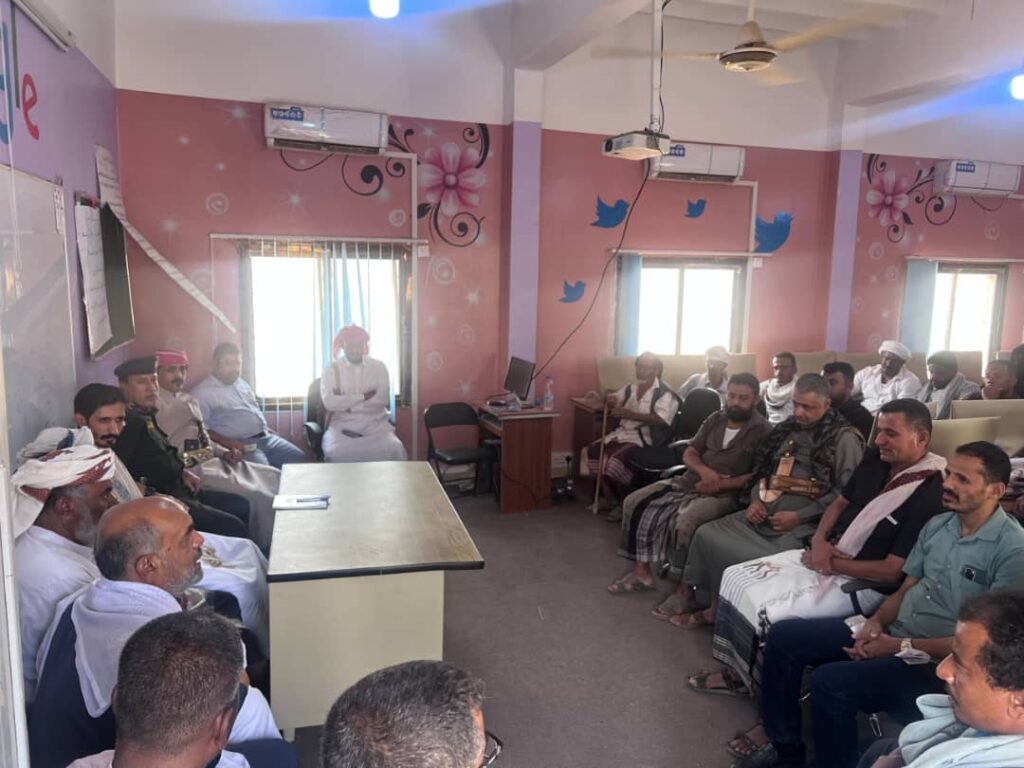 مدير عام مديرية العبر يترأس اجتماعًا تحضيريًا للعام الدراسي الجديد 2025-2026م مدير عام مديرية العبر يترأس اجتماعًا تحضيريًا للعام الدراسي الجديد 2025-2026م