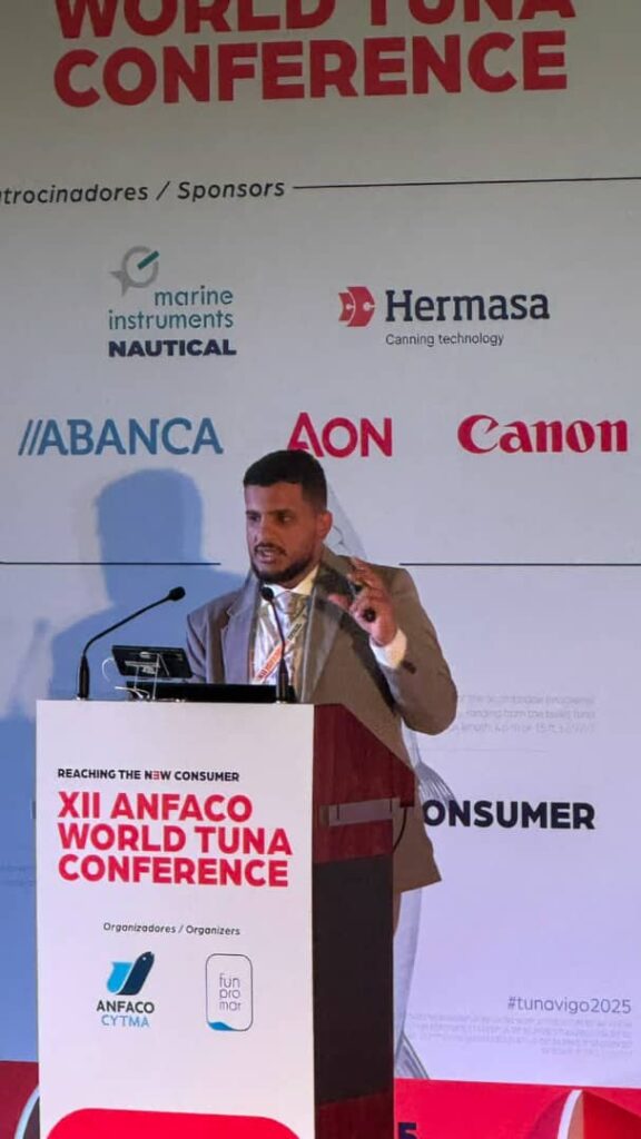 مصنع الوطنية لتعليب وتغليف الأسماك يشارك في مؤتمر ANFACO أنفاكو العالمي بإسبانيا ويسلط الضوء على رؤيته الاستراتيجية لسوق التونا مصنع الوطنية لتعليب وتغليف الأسماك يشارك في مؤتمر ANFACO أنفاكو العالمي بإسبانيا ويسلط الضوء على رؤيته الاستراتيجية لسوق التونا