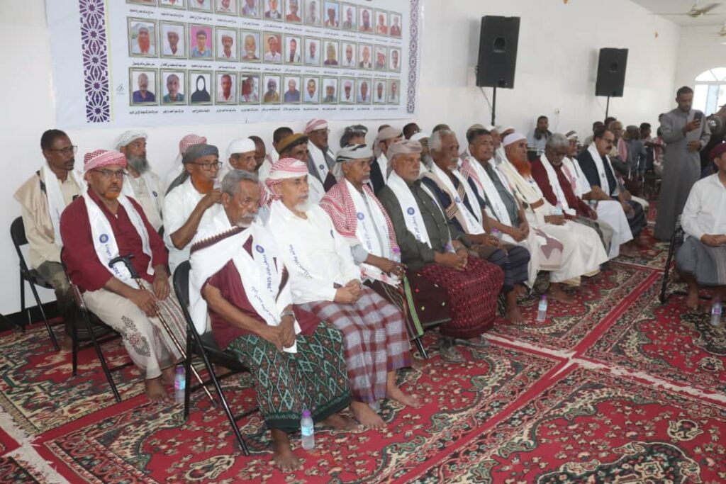 مديرية وادي العين وحورة تشهد حفل وخطابي وفني وتكريمي للمعلمين والتربويين المتقاعدين بوادي العين "صور" مديرية وادي العين وحورة تشهد حفل وخطابي وفني وتكريمي للمعلمين والتربويين المتقاعدين بوادي العين "صور"