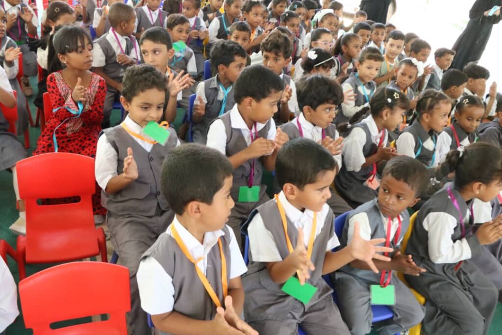 شاهد بالصور .. روضة الطفل بتاربة تدشّن عامها الدراسي الجديد 2025-2026م وسط أجواء مفعمة بالبهجة والنشاط شاهد بالصور .. روضة الطفل بتاربة تدشّن عامها الدراسي الجديد 2025-2026م وسط أجواء مفعمة بالبهجة والنشاط