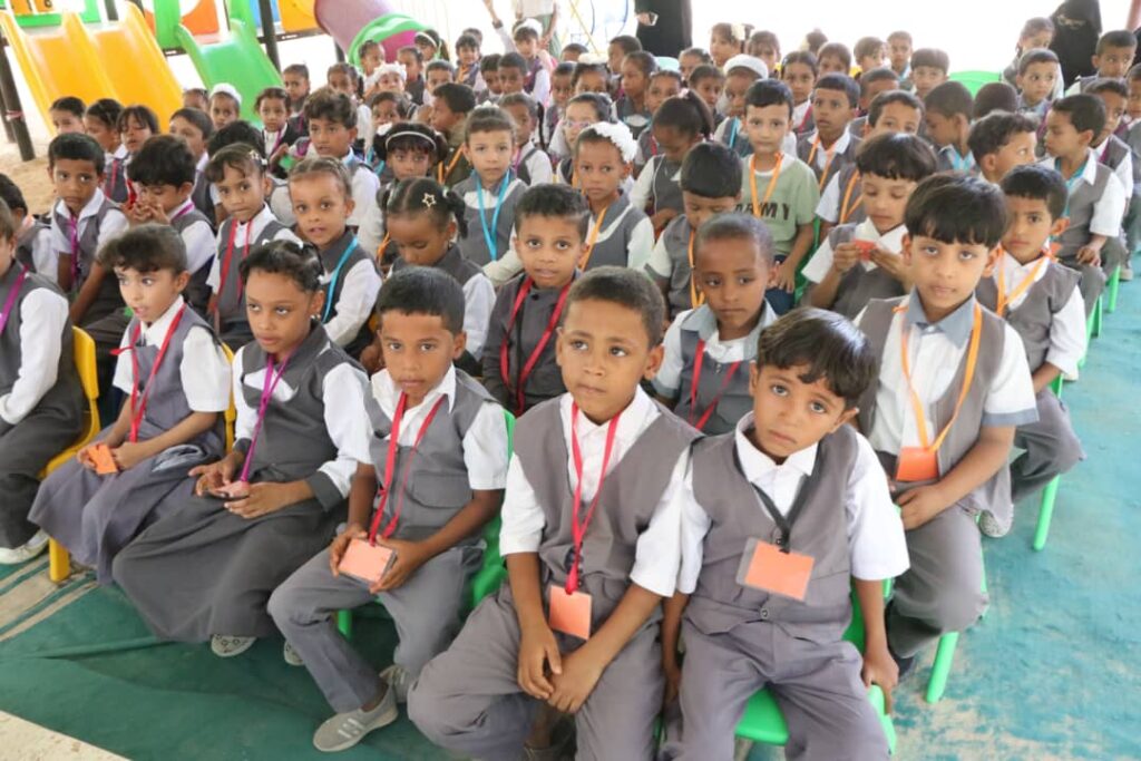 شاهد بالصور .. روضة الطفل بتاربة تدشّن عامها الدراسي الجديد 2025-2026م وسط أجواء مفعمة بالبهجة والنشاط شاهد بالصور .. روضة الطفل بتاربة تدشّن عامها الدراسي الجديد 2025-2026م وسط أجواء مفعمة بالبهجة والنشاط