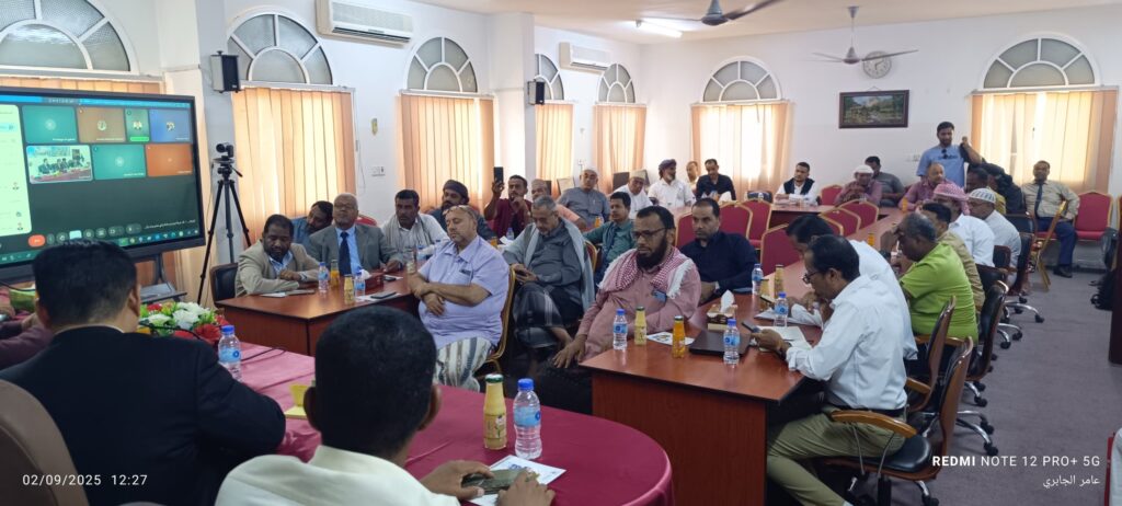 غرفة تجارة وصناعة حضرموت تعقد لقاء مع سفير جمهورية إندونيسيا لدى اليمن غرفة تجارة وصناعة حضرموت تعقد لقاء مع سفير جمهورية إندونيسيا لدى اليمن