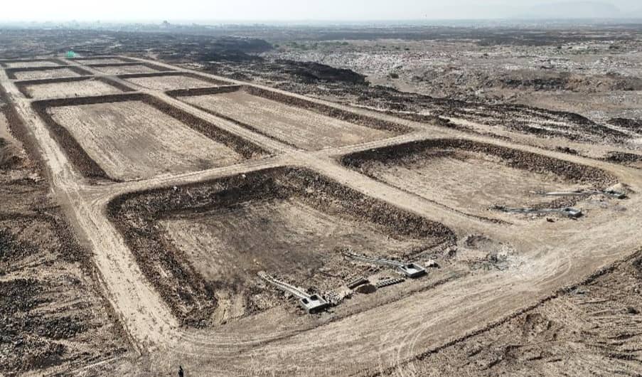 مأرب: بتمويل مركز الملك سلمان افتتاح محطة إسعافية لمعاجلة مياه الصرف الصحي وتسليم شاحنات لصندوق نظافة مأرب: بتمويل مركز الملك سلمان افتتاح محطة إسعافية لمعاجلة مياه الصرف الصحي وتسليم شاحنات لصندوق نظافة