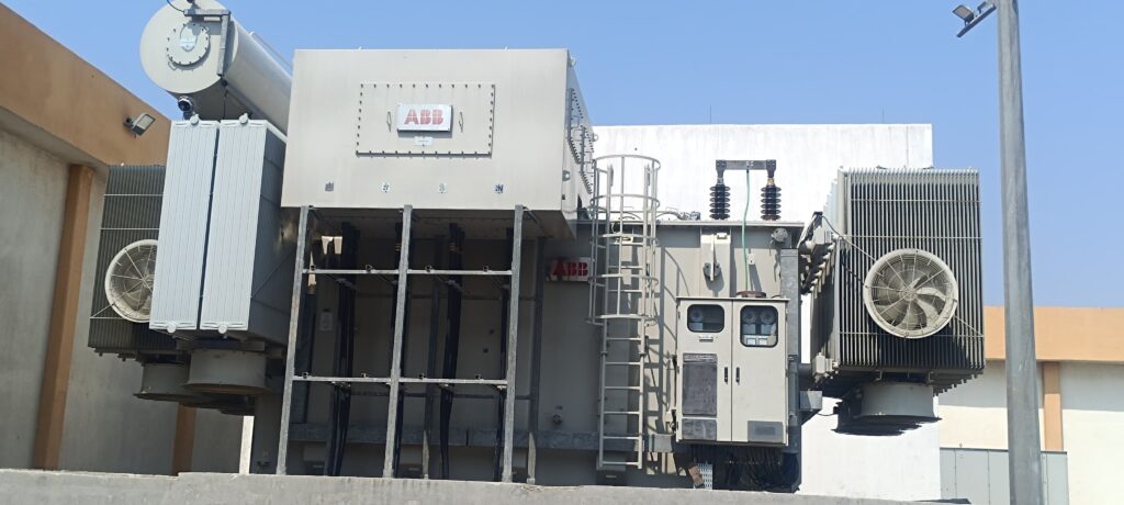 شركة بترومسيلة تعلن عن استكمال المرحلة الأخيرة من مشروع توسعة شبكة نقل وتصريف الطاقة بالعاصمة عدن شركة بترومسيلة تعلن عن استكمال المرحلة الأخيرة من مشروع توسعة شبكة نقل وتصريف الطاقة بالعاصمة عدن