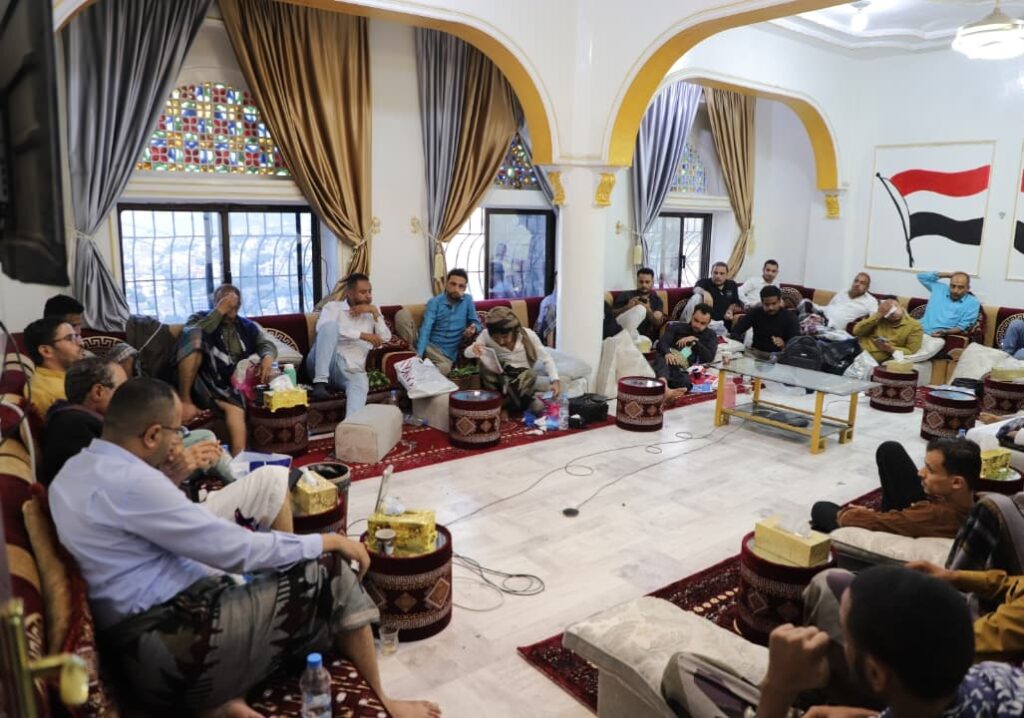 منتدى المقاومة الشعبية يناقش "إشكالية المصالح العليا للأمة" في لقاء فكري يواكب روح ثورة 26 سبتمبر منتدى المقاومة الشعبية يناقش "إشكالية المصالح العليا للأمة" في لقاء فكري يواكب روح ثورة 26 سبتمبر