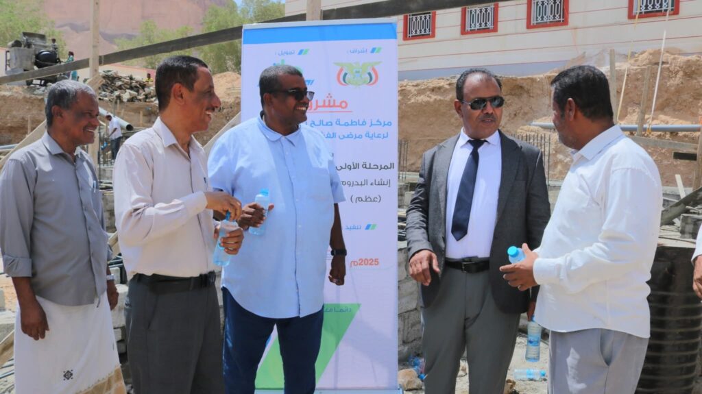 الوكيل العامري يطلع على سير العمل في مشروع مبنى مركز فاطمة بابطين الطبي بالقطن (المرحلة الأولى) الوكيل العامري يطلع على سير العمل في مشروع مبنى مركز فاطمة بابطين الطبي بالقطن (المرحلة الأولى)