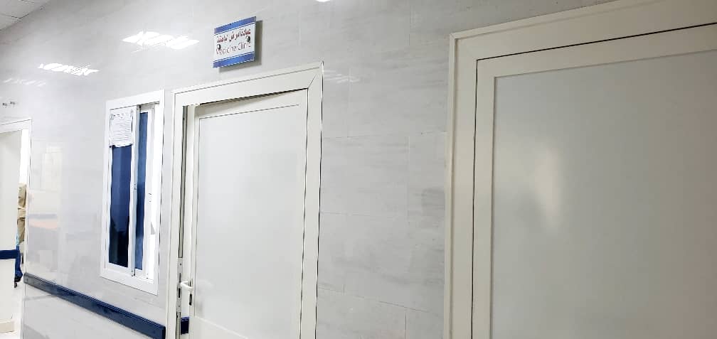 نتيجة لعدم الإستجابة من قبل إدارة هيئة مستشفى سيئون العام .. وابتداء من صباح اليوم الاربعاء نقابة المهن الصحية بالهيئة تعلن تدشين المرحلة الثانية من التصعيد و البدء بالإضراب الجزئي نتيجة لعدم الإستجابة من قبل إدارة هيئة مستشفى سيئون العام .. وابتداء من صباح اليوم الاربعاء نقابة المهن الصحية بالهيئة تعلن تدشين المرحلة الثانية من التصعيد و البدء بالإضراب الجزئي