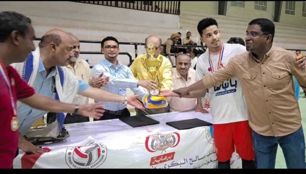 مجلس تنسيق اندية حضرموت الوادي يهنئ نادي وحدة تريم بحصول فريق الناشئين لكرة الطائرة ببطولة اندية الوادي التنشيطية مجلس تنسيق اندية حضرموت الوادي يهنئ نادي وحدة تريم بحصول فريق الناشئين لكرة الطائرة ببطولة اندية الوادي التنشيطية