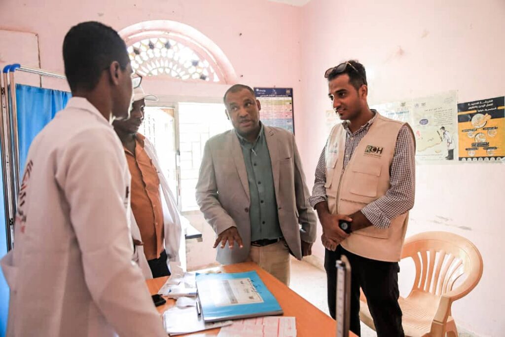 مدير الصحة في بروم ميفع يتفقد سير مشروع الرعاية الصحية المجتمعية بالمركز الصحي بميفع مدير الصحة في بروم ميفع يتفقد سير مشروع الرعاية الصحية المجتمعية بالمركز الصحي بميفع