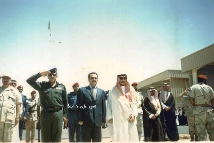 منذ 22 عام في الصحراء بدءاً من وضع حجر الأساس للوديعة حتى العبور الرسمي 2003م منذ 22 عام في الصحراء بدءاً من وضع حجر الأساس للوديعة حتى العبور الرسمي 2003م