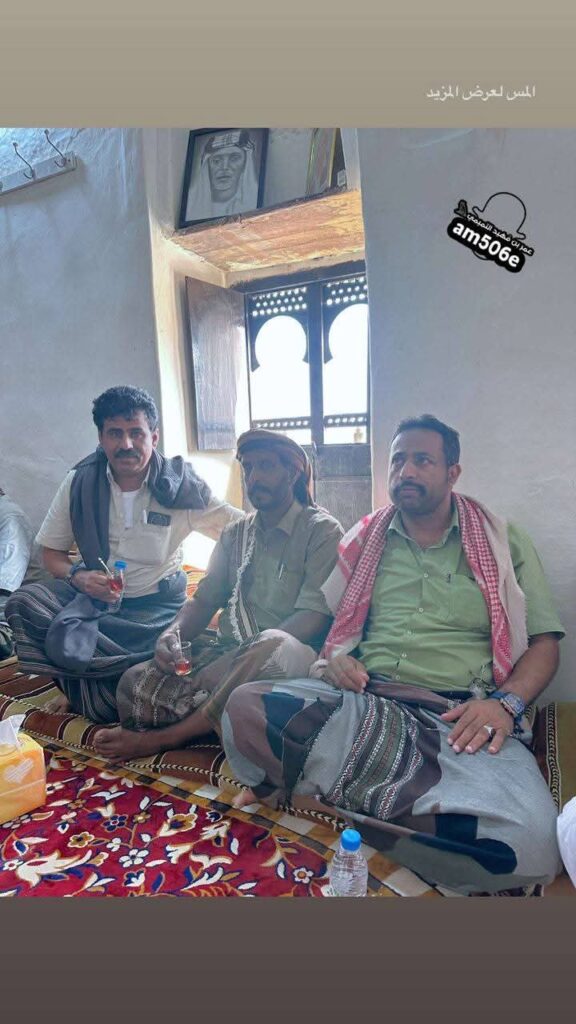 حلف قبائل بني ظَنّة يعقد لقاءً استثنائياً بحضرموت ويؤكد على وحدة الصف الحضرمي "شاهد الصور" حلف قبائل بني ظَنّة يعقد لقاءً استثنائياً بحضرموت ويؤكد على وحدة الصف الحضرمي "شاهد الصور"