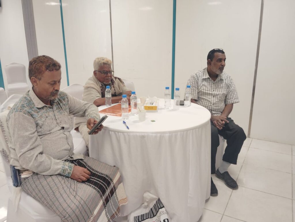 برعاية وزير الزراعة والري والثروة السمكية اللواء سالم السقطري… اختتام البرنامج التدريبي لبيانات مصيد الأسماك في مراكز الإنزال السمكي بمشاركة الهيئة العامة للمصائد السمكية في البحر العربي برعاية وزير الزراعة والري والثروة السمكية اللواء سالم السقطري… اختتام البرنامج التدريبي لبيانات مصيد الأسماك في مراكز الإنزال السمكي بمشاركة الهيئة العامة للمصائد السمكية في البحر العربي