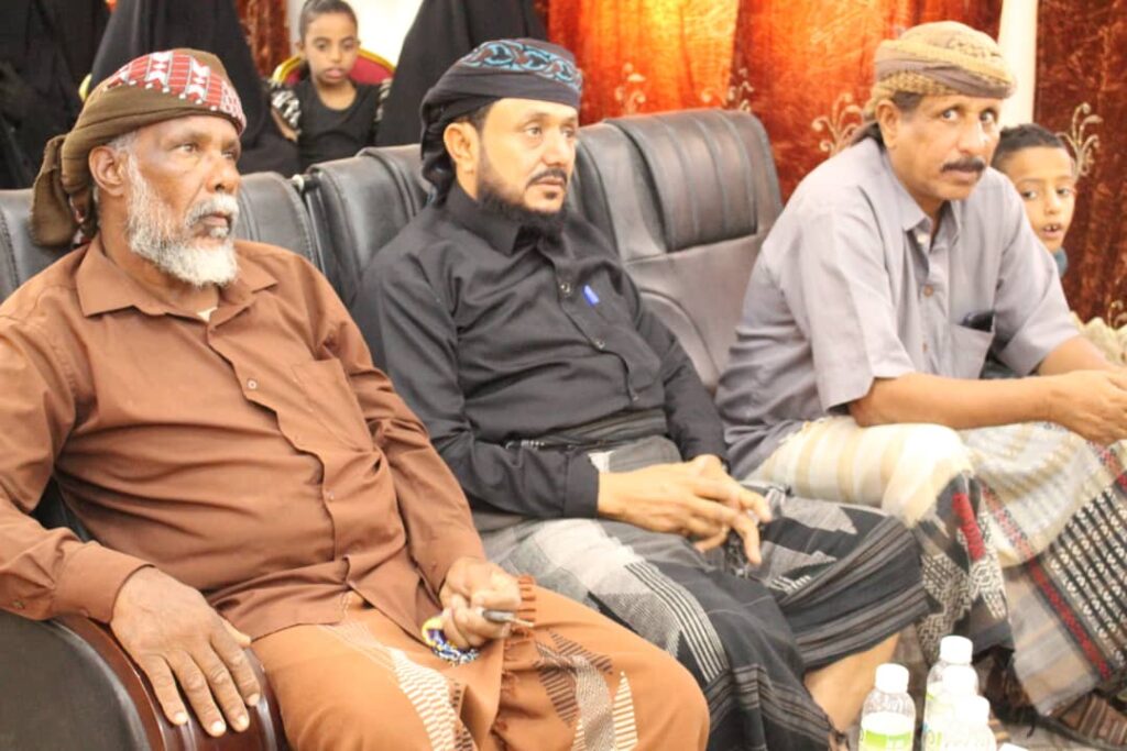 تزامناً مع الذكرى السنوية لتأسيس المؤسسة…مؤسسة البادية للتنمية والأعمال الإنسانية فرع وادي عمد تقيم فعالية جائزة الإبداع والتميّز بمديرية عمد تزامناً مع الذكرى السنوية لتأسيس المؤسسة…مؤسسة البادية للتنمية والأعمال الإنسانية فرع وادي عمد تقيم فعالية جائزة الإبداع والتميّز بمديرية عمد