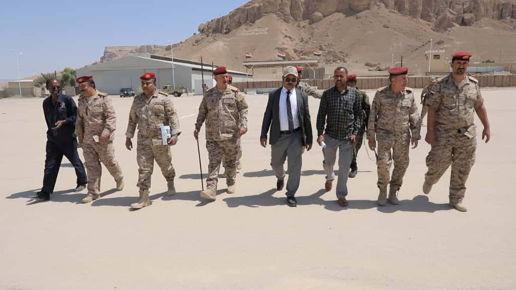 الوكيل العامري يتفقد عدد من المشاريع التطويرية بقيادةالمنطقة العسكرية الأولى الممولة من السلطة المحلية الوكيل العامري يتفقد عدد من المشاريع التطويرية بقيادةالمنطقة العسكرية الأولى الممولة من السلطة المحلية