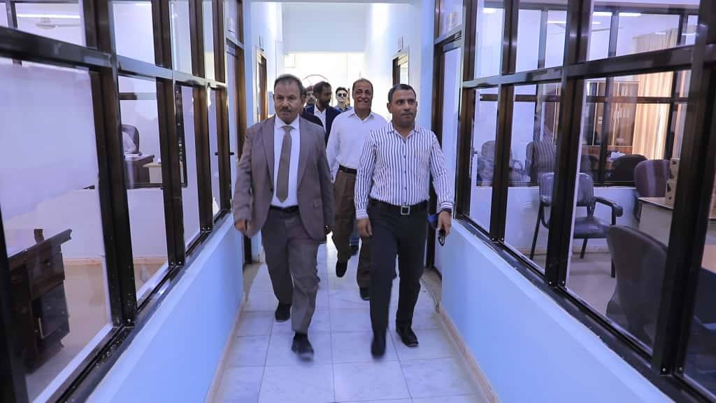 الوكيل العامري يزور المؤسسة العامة للاتصالات بوادي حضرموت ويترأس اجتماعًا لإدارتها الوكيل العامري يزور المؤسسة العامة للاتصالات بوادي حضرموت ويترأس اجتماعًا لإدارتها