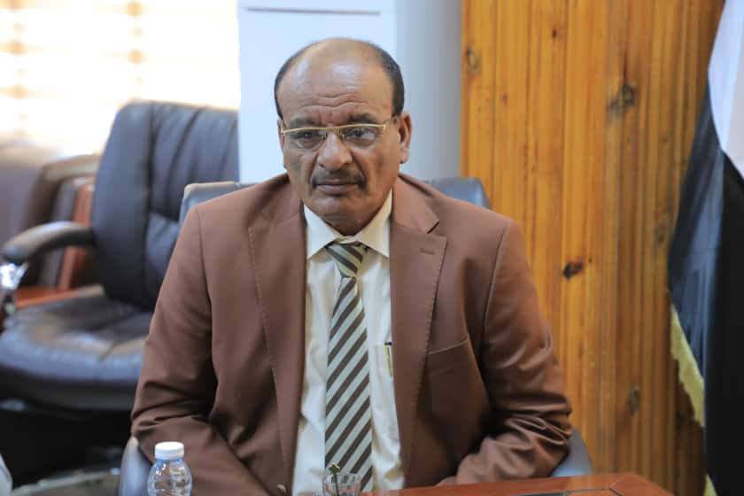 الوكيل العامري يطلع على سير العمل بمؤسسة الاتصالات وخطوات تطوير البنية التحتية لها بمديريات وادي وصحراء حضرموت الوكيل العامري يطلع على سير العمل بمؤسسة الاتصالات وخطوات تطوير البنية التحتية لها بمديريات وادي وصحراء حضرموت