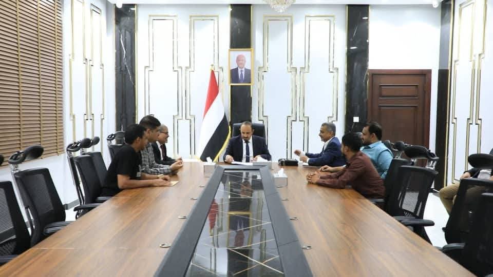 محافظ حضرموت يرعى اتفاقية لاستكمال وترميم سور جامعة حضرموت محافظ حضرموت يرعى اتفاقية لاستكمال وترميم سور جامعة حضرموت