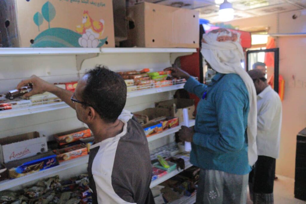 السلطة المحلية بالعبر تشرف على حملة تفتيش واسعة وتضبط مادة مسرطنة السلطة المحلية بالعبر تشرف على حملة تفتيش واسعة وتضبط مادة مسرطنة