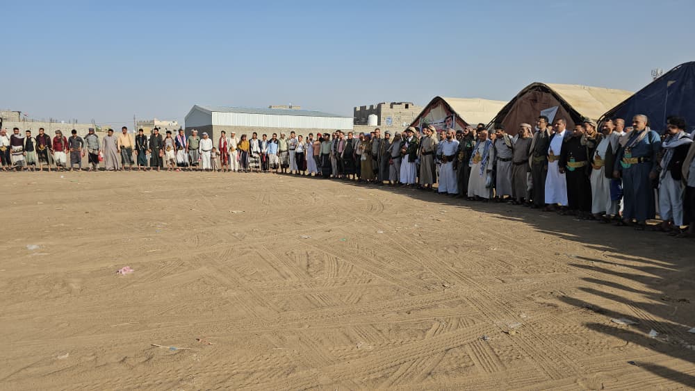 مأرب تشهد لقاءً قبليًا موسعا تضامنًا مع أسرة الشهيد النفيب يونس الشريحي مأرب تشهد لقاءً قبليًا موسعا تضامنًا مع أسرة الشهيد النفيب يونس الشريحي