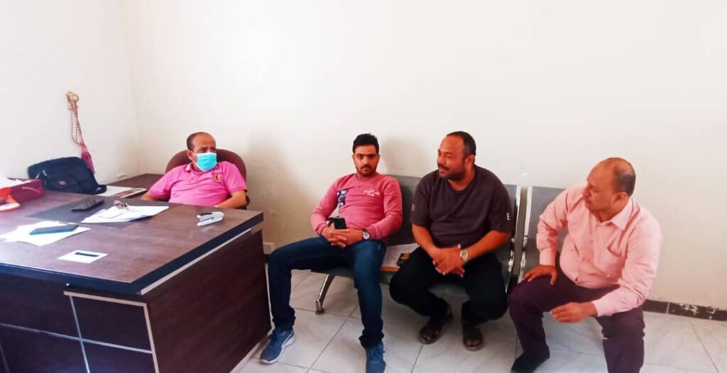 لقاء بمستشفى الغيضة لمناقشة استخدام المضادات الحيوية قبل وبعد العمليات الجراحية . لقاء بمستشفى الغيضة لمناقشة استخدام المضادات الحيوية قبل وبعد العمليات الجراحية .