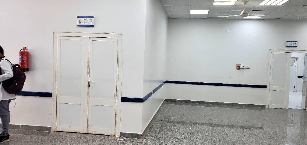 شلل تام في هيئة مستشفى سيئون العام بعد إضراب شامل للعاملين وسط تجاهل المطالب من السلطة المحلية ووزارة الصحة شلل تام في هيئة مستشفى سيئون العام بعد إضراب شامل للعاملين وسط تجاهل المطالب من السلطة المحلية ووزارة الصحة