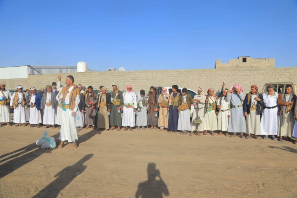 رفع مخيم الشهيد يونس الشريحي في مأرب بعد توافد قبلي واسع وتعهدات رسمية بكشف الجناة رفع مخيم الشهيد يونس الشريحي في مأرب بعد توافد قبلي واسع وتعهدات رسمية بكشف الجناة