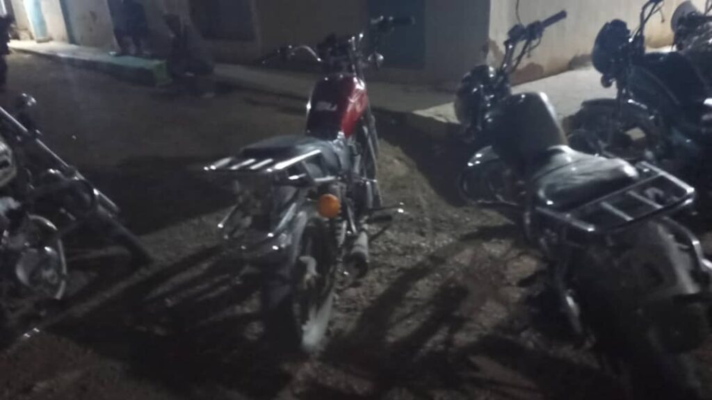 شرطة السير بمديرية القطن تنفذ حملة لضبط المركبات المخالفة للسلامة المرورية شرطة السير بمديرية القطن تنفذ حملة لضبط المركبات المخالفة للسلامة المرورية