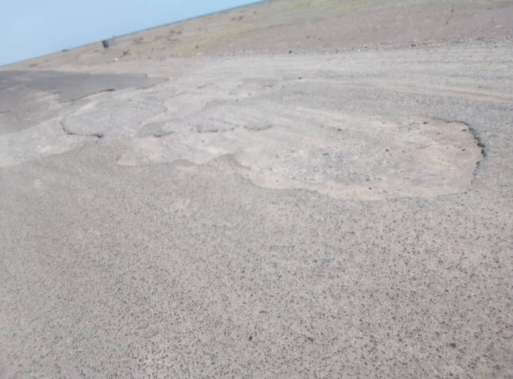 <div>خط خور عميره السقياء كابوس يؤرق جميع المسافرين</div> <div>خط خور عميره السقياء كابوس يؤرق جميع المسافرين</div>