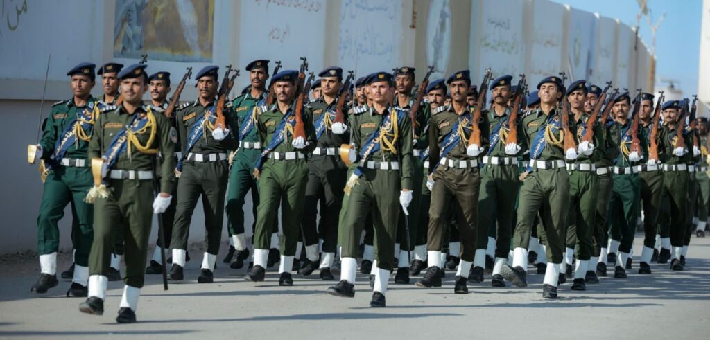 وزير الداخلية ومحافظ حضرموت يشهدان حفل تخرج الدفعة الثانية من كلية الشرطة وزير الداخلية ومحافظ حضرموت يشهدان حفل تخرج الدفعة الثانية من كلية الشرطة