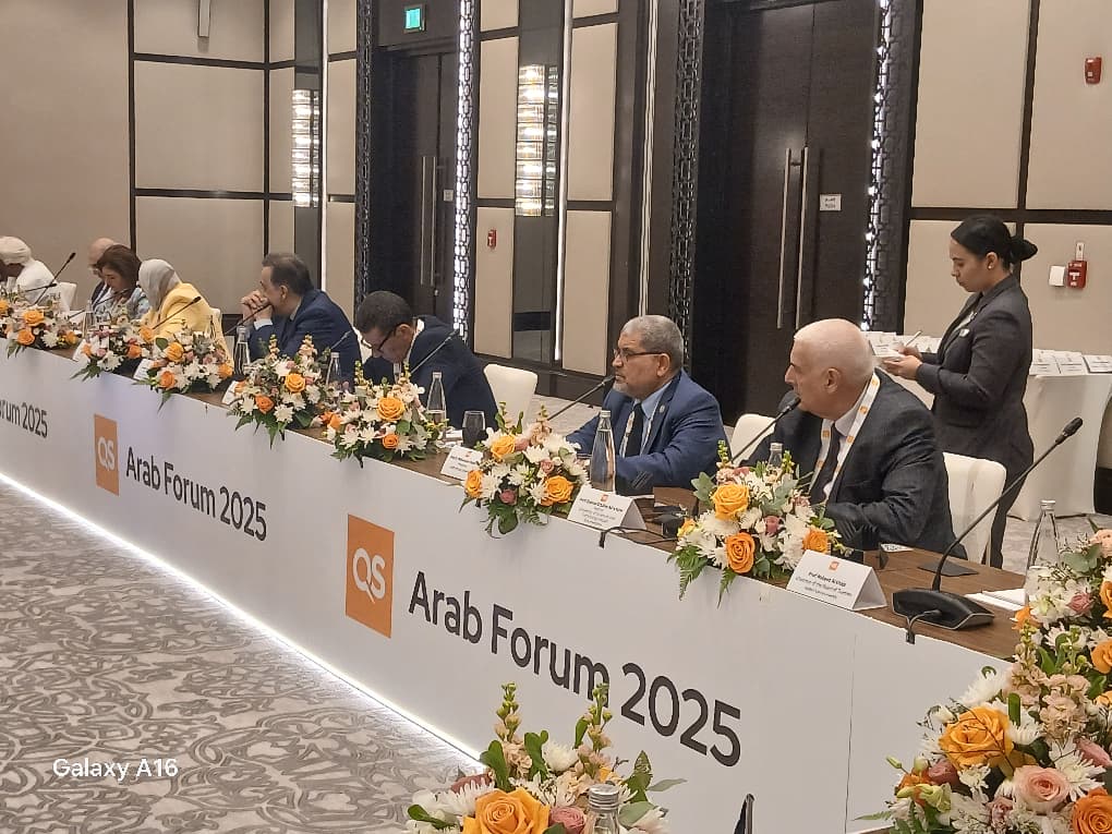 بمشاركة جامعة حضرموت.. انطلاق "منتدى QS في المنطقة العربية" بمناقشات حول "الجامعة بلا حدود" ودورها كمحفز للابتكار بمشاركة جامعة حضرموت.. انطلاق "منتدى QS في المنطقة العربية" بمناقشات حول "الجامعة بلا حدود" ودورها كمحفز للابتكار