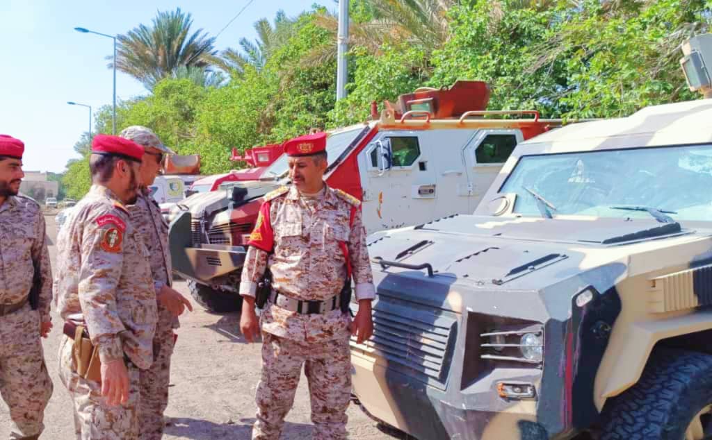 رئيس أركان قوات الشرطة العسكرية يزور فرع مأرب ويشيد بجاهزيته ويشهد عرضًا عسكريًا رمزيًا رئيس أركان قوات الشرطة العسكرية يزور فرع مأرب ويشيد بجاهزيته ويشهد عرضًا عسكريًا رمزيًا