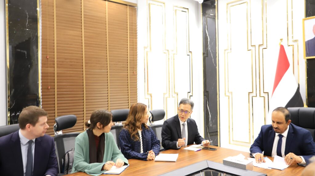 محافظ حضرموت يلتقي وفد المبعوث الخاص للأمين العام للأمم المتحدة إلى اليمن محافظ حضرموت يلتقي وفد المبعوث الخاص للأمين العام للأمم المتحدة إلى اليمن