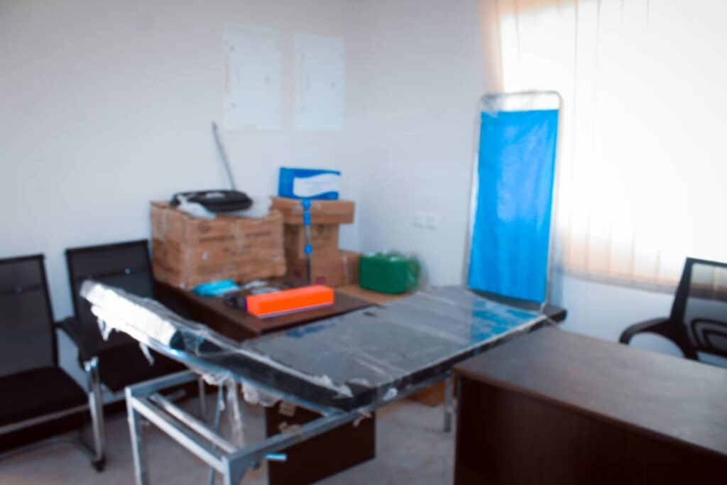 مدير هيئة المصائد السمكية في بروم ميفع يتفقد مشروع تأثيت موقع الانزال السمكي بمنطقة حصيحصة . مدير هيئة المصائد السمكية في بروم ميفع يتفقد مشروع تأثيت موقع الانزال السمكي بمنطقة حصيحصة .