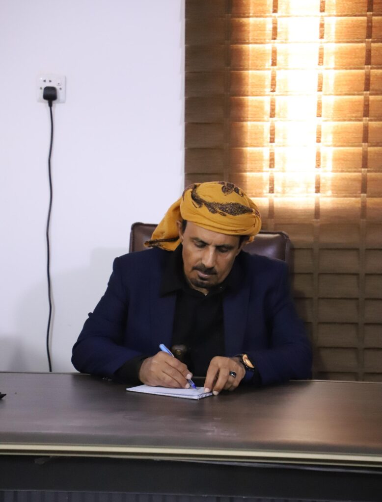 محافظ حضرموت يصل إلى مديرية عمد ويعقد لقاء بقيادة السلطة المحلية بالمديرية محافظ حضرموت يصل إلى مديرية عمد ويعقد لقاء بقيادة السلطة المحلية بالمديرية