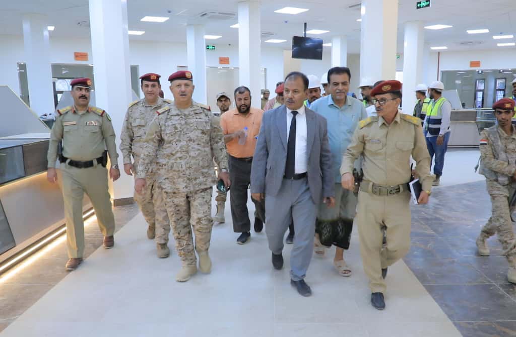 الوكيل العامري يتفقد عددًا من المشاريع التنموية بمديرية القطن ويشيد بمستوى الإنجاز فيها الوكيل العامري يتفقد عددًا من المشاريع التنموية بمديرية القطن ويشيد بمستوى الإنجاز فيها