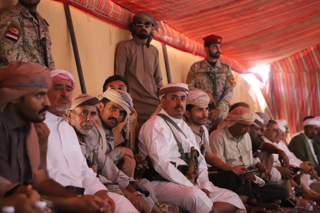 منطقة طمحان تشهد حفلاً لتنصيب الشيخ أمين سرور بن سويدان شيخًا لقبيلة آل ماضي الهلالية "شاهد صور" منطقة طمحان تشهد حفلاً لتنصيب الشيخ أمين سرور بن سويدان شيخًا لقبيلة آل ماضي الهلالية "شاهد صور"