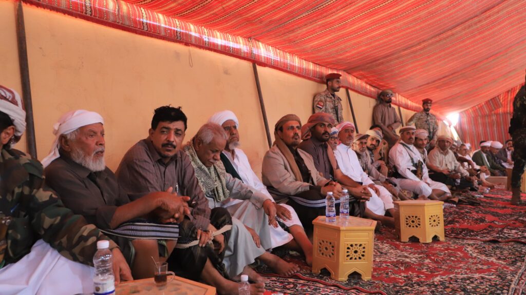 منطقة طمحان تشهد حفلاً لتنصيب الشيخ أمين سرور بن سويدان شيخًا لقبيلة آل ماضي الهلالية "شاهد صور" منطقة طمحان تشهد حفلاً لتنصيب الشيخ أمين سرور بن سويدان شيخًا لقبيلة آل ماضي الهلالية "شاهد صور"