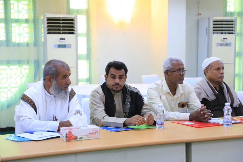 محافظ حضرموت ونائب وزير الإدارة المحلية يدشنان ورشة استراتيجية بالمكلا لتمكين السلطة المحلية وتعزيز اللامركزية محافظ حضرموت ونائب وزير الإدارة المحلية يدشنان ورشة استراتيجية بالمكلا لتمكين السلطة المحلية وتعزيز اللامركزية