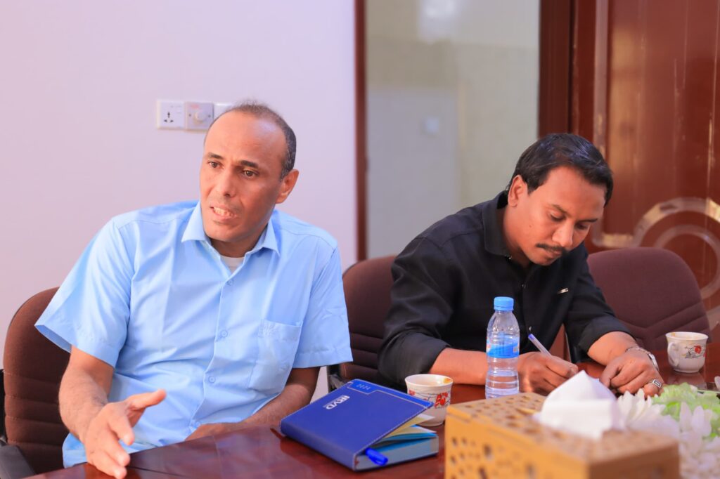 رئيس مؤسسة غيث يبحث مع مؤسسة دار الشفاء أوجه التعاون المشترك وإقامة شراكة بالمجال الطبي رئيس مؤسسة غيث يبحث مع مؤسسة دار الشفاء أوجه التعاون المشترك وإقامة شراكة بالمجال الطبي