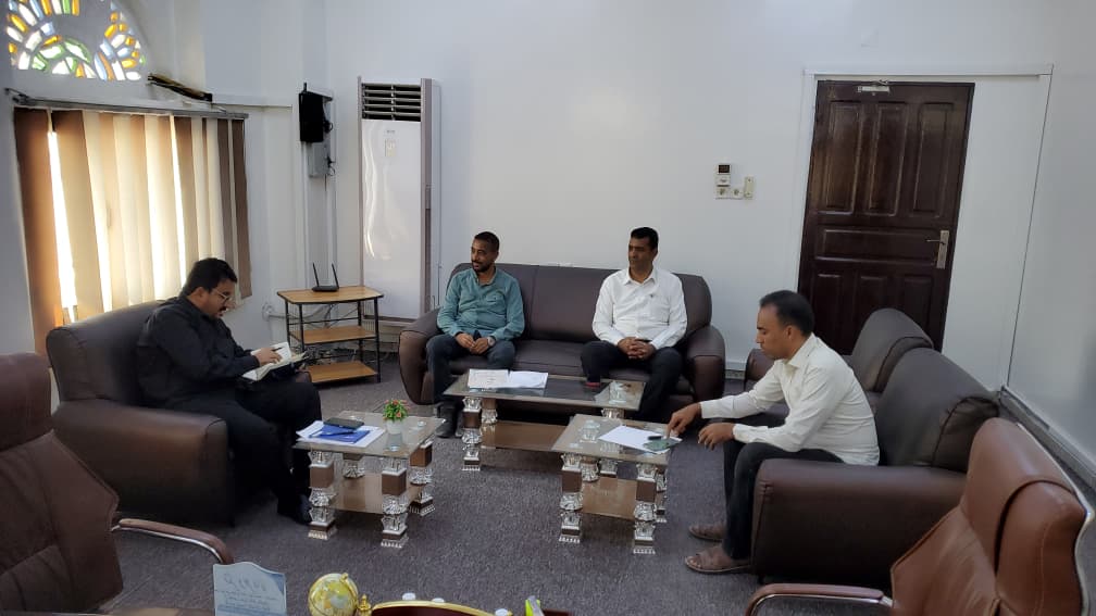 "المؤسسة العامة للاتصالات تواصل مشاريعها التطويرية بساحل حضرموت رغم التحديات" "المؤسسة العامة للاتصالات تواصل مشاريعها التطويرية بساحل حضرموت رغم التحديات"