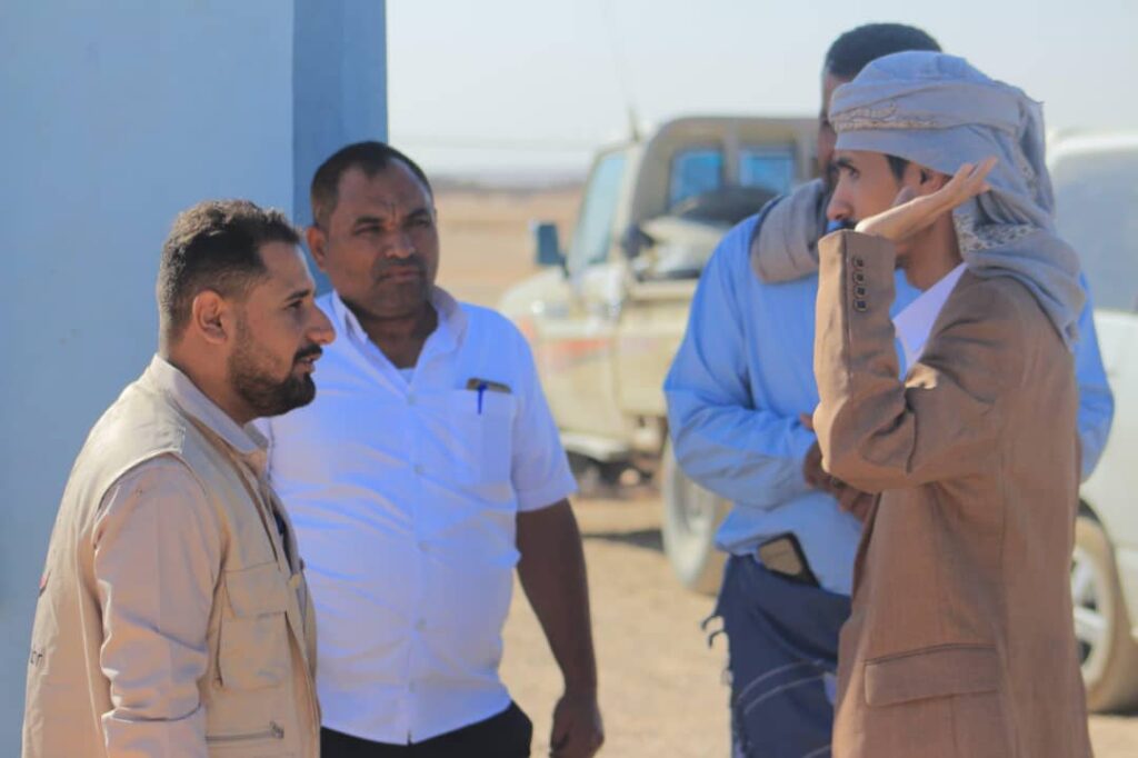 مدير عام مديرية العبر يزور مقر الوحدة التنفيذية لإدارة مخيمات النازحين ويطّلع على أوضاع المخيمات مدير عام مديرية العبر يزور مقر الوحدة التنفيذية لإدارة مخيمات النازحين ويطّلع على أوضاع المخيمات